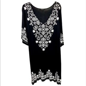 Just Love 2X black & white scroll print dress
